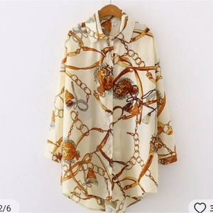 Chained casual blouse